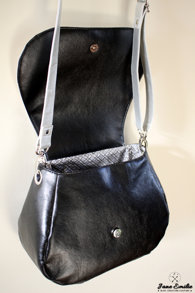 Besace simili cuir et paillettes