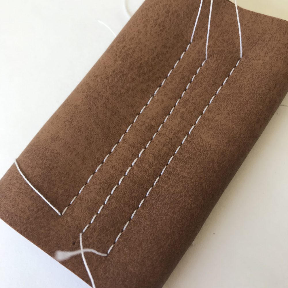 MACHINE A COUDRE LES EPAISSEURS