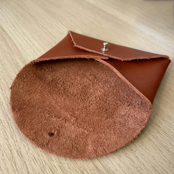 decoupe cuir cricut maker (3) pochette cuir tuto