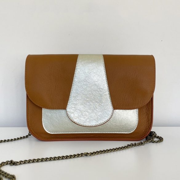 coudre une besace en cuir