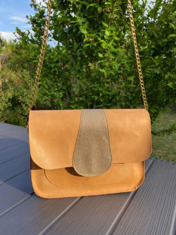 coudre du cuir à la MAC domestique