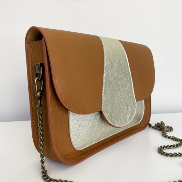 coudre une besace en cuir