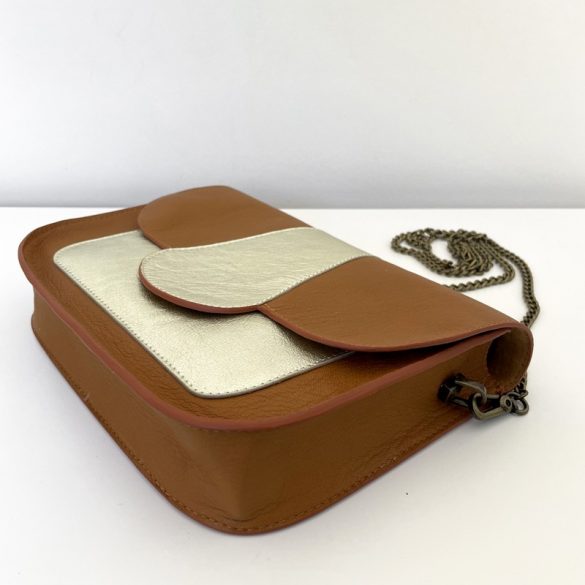 coudre une besace en cuir