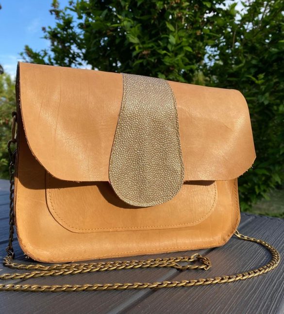 coudre du cuir à la MAC domestique