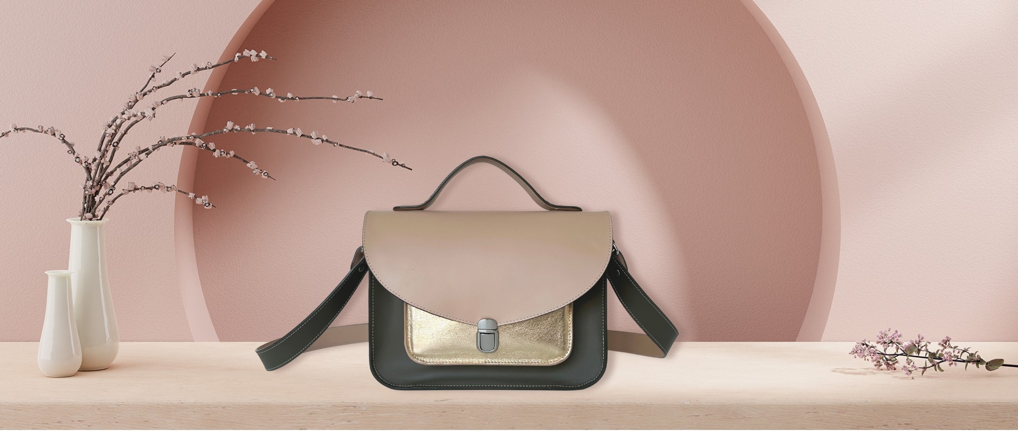 patron besace en cuir détroit